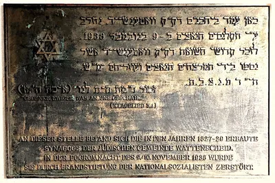 Gedenktafel am historischen Standort